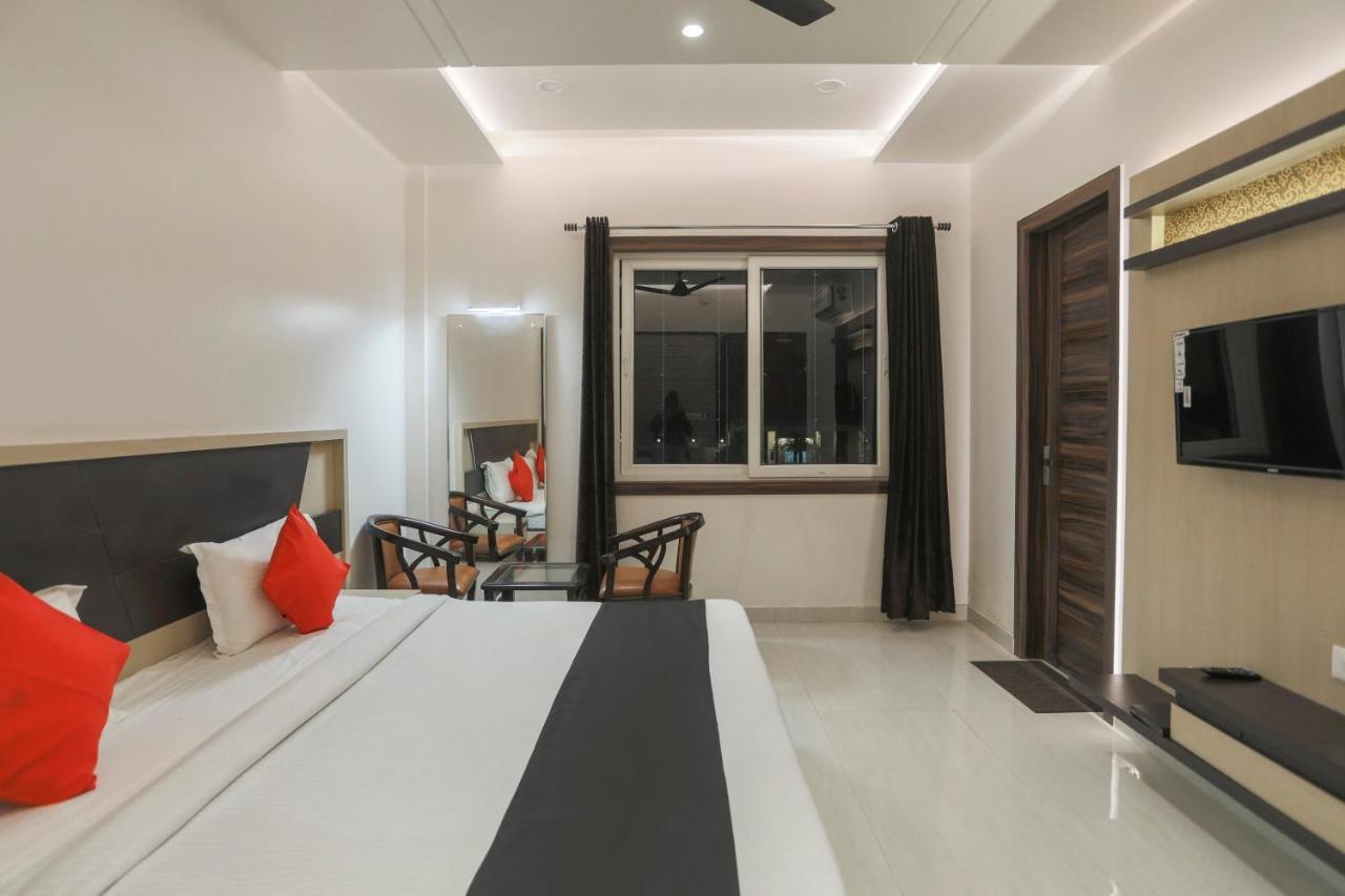 Capital O 69415 Green View Resort Aligarh Exterior photo