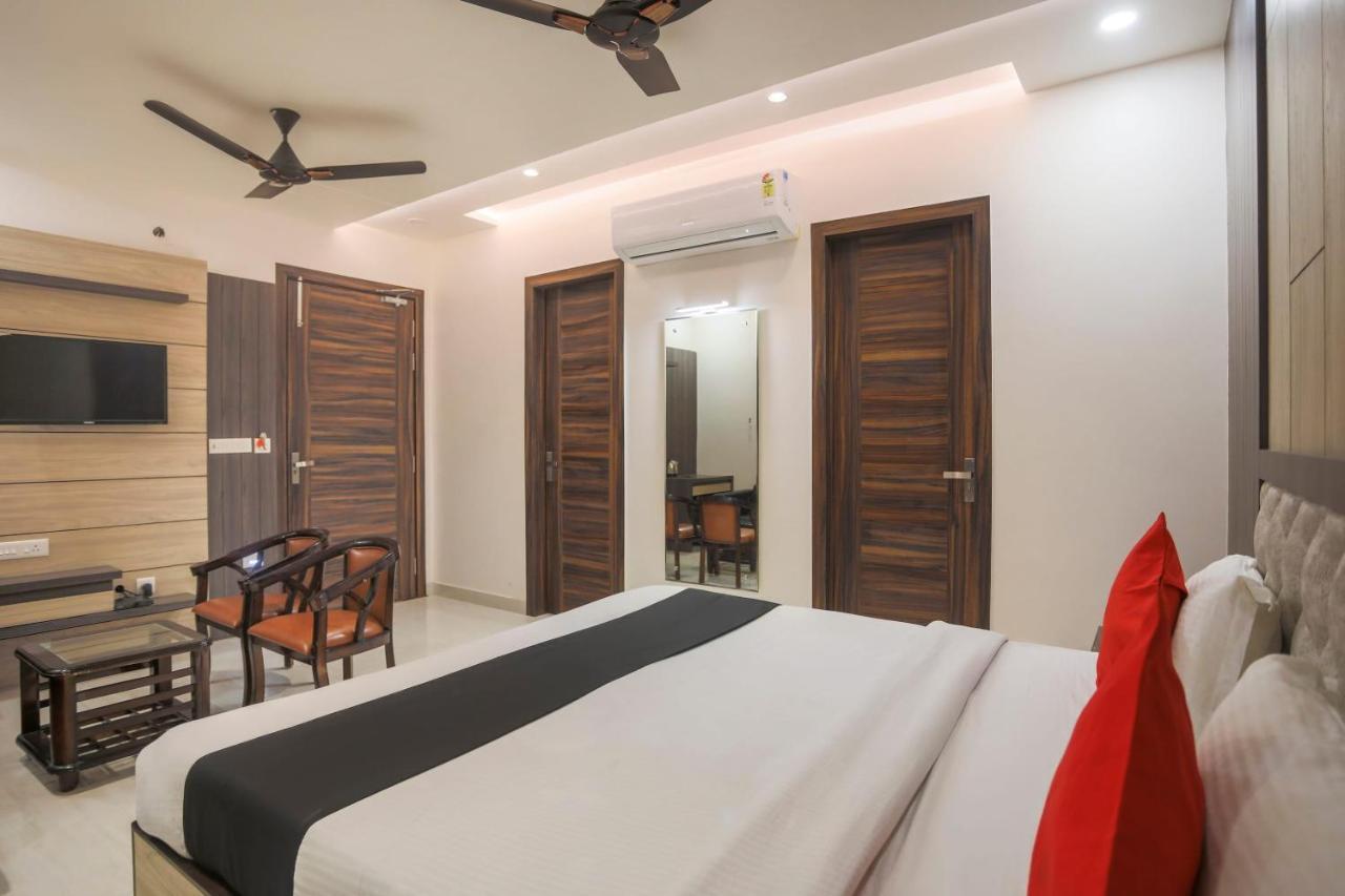 Capital O 69415 Green View Resort Aligarh Exterior photo